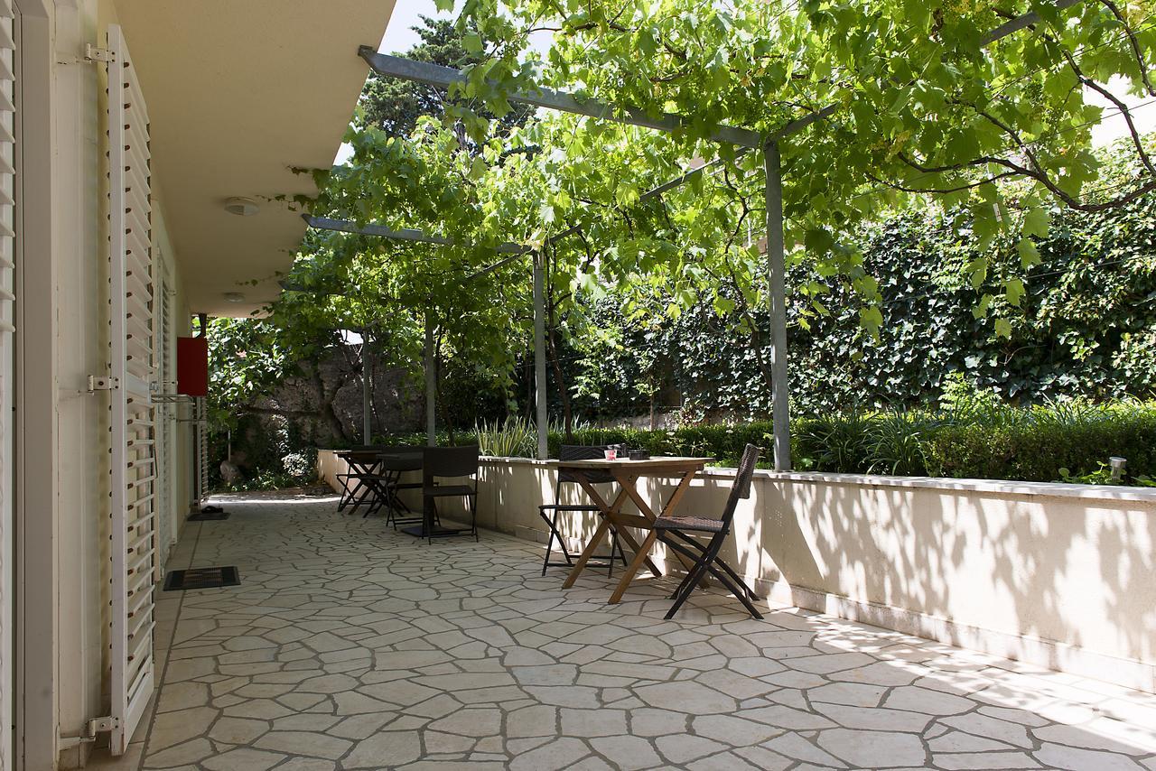 Pansion Maestral Hotel Novi Vinodolski Exterior photo